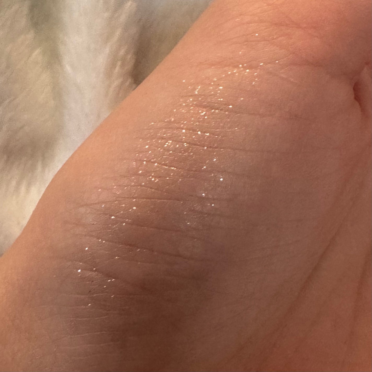 フーミー シングルラメシャドウ/WHOMEE/単色アイシャドウを使ったクチコミ(3枚目)