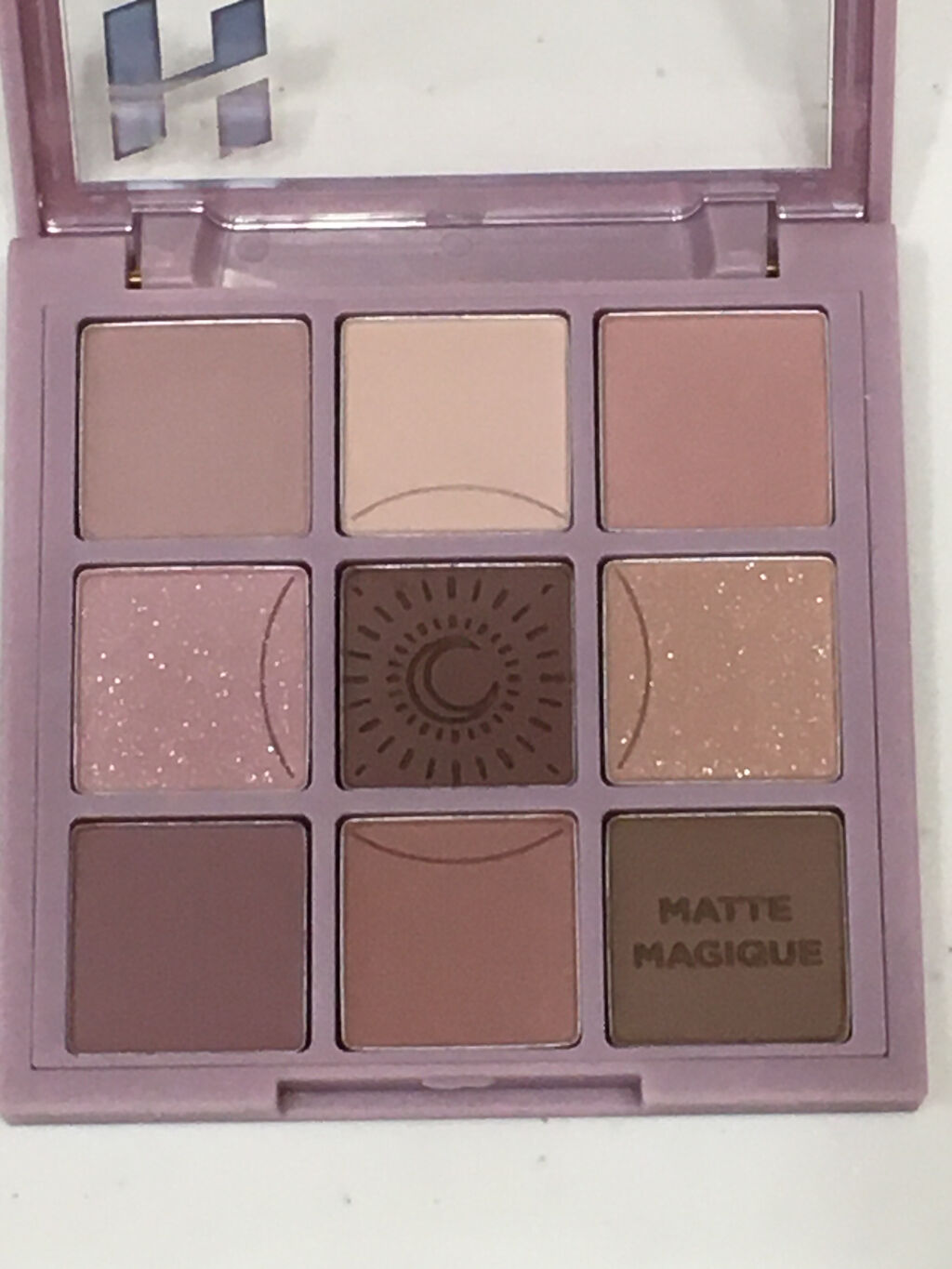 マイフェイブムードアイパレット 9カラー 02 ムーニー(MOONY)/HOLIKA HOLIKA/アイシャドウパレットを使ったクチコミ（2枚目）