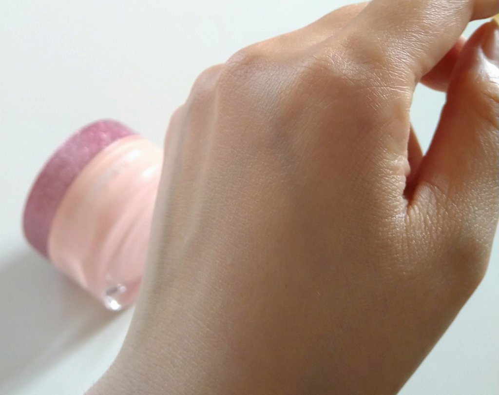 ロージー トーンアップクリーム /Colorgram/化粧下地を使ったクチコミ（3枚目）