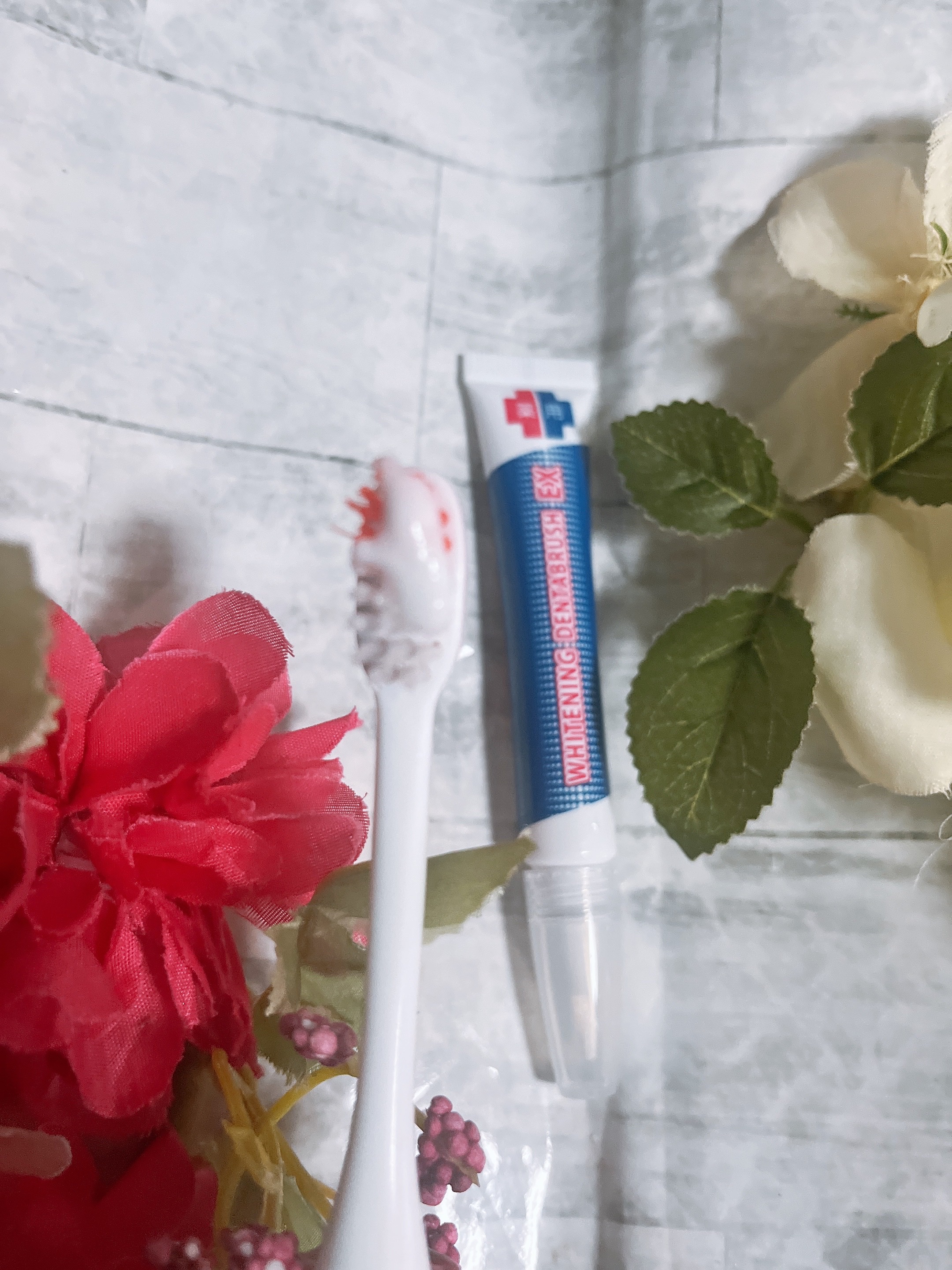 薬用ホワイトニング デンタブラッシュ EX/シーヴァ/その他オーラルケアを使ったクチコミ（2枚目）