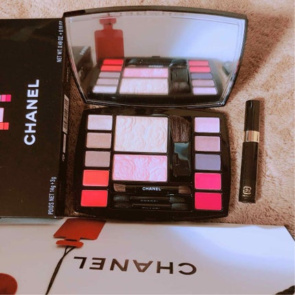 トラベル メークアップ パレット/CHANEL/メイクアップキットを使ったクチコミ(1枚目)