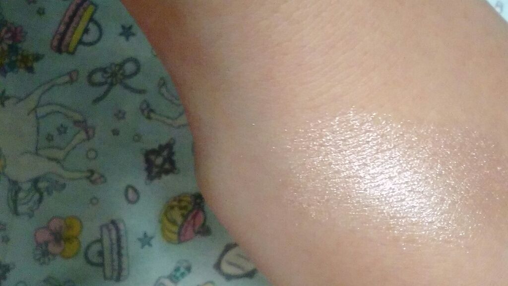 フェイスイルミネーター/ローラ メルシエ/パウダーハイライトを使ったクチコミ(3枚目)