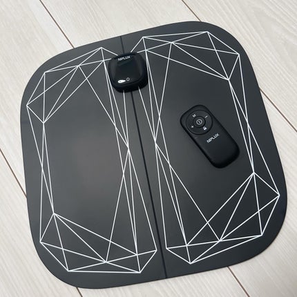 NIPLUX LEG FITのクチコミ「
EMSで足の筋肉にアプローチ。
1〜19段階のEMSレベルで
リラックスから筋トレまでそ.....」(3枚目)