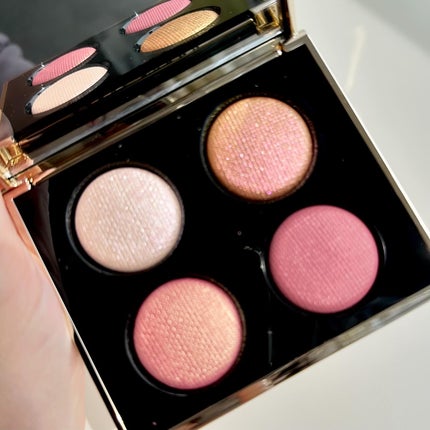 リュクス アイシャドウ クォード グロウ ウィズ ラブ コレクション/BOBBI BROWN/アイシャドウパレットを使ったクチコミ(5枚目)