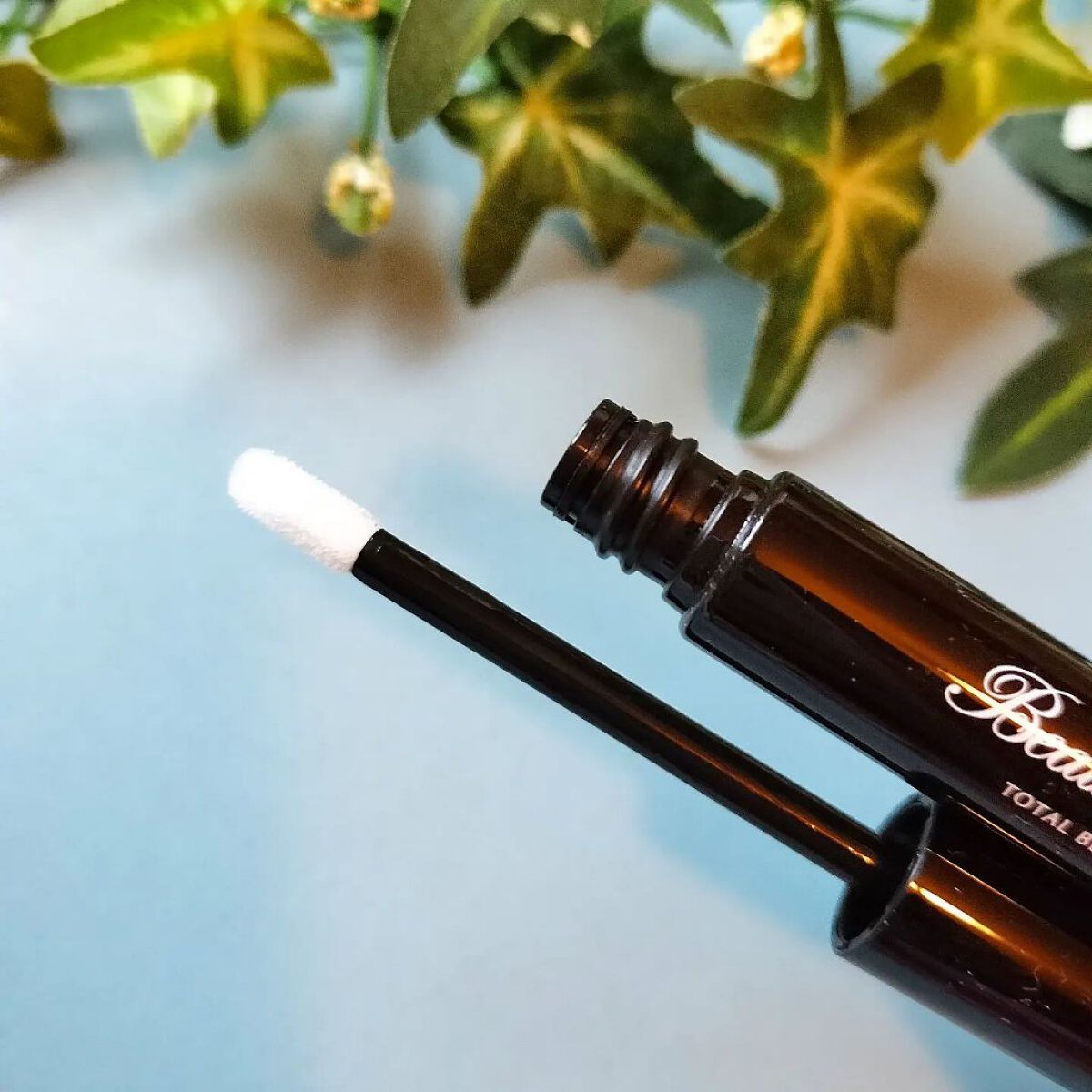 ビューステージ アイラッシュエッセンス/ビューステージ コスメティック/まつげ美容液を使ったクチコミ（2枚目）