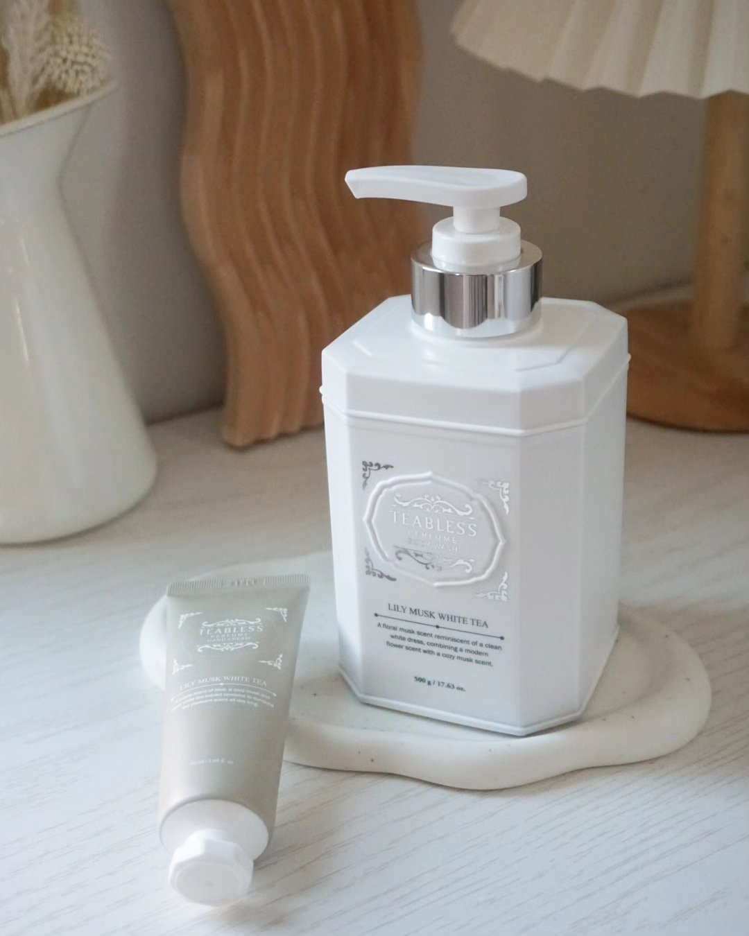 パフュームハンドクリーム リリームスクホワイトティーの香り/TEABLESS/ハンドクリームを使ったクチコミ（1枚目）