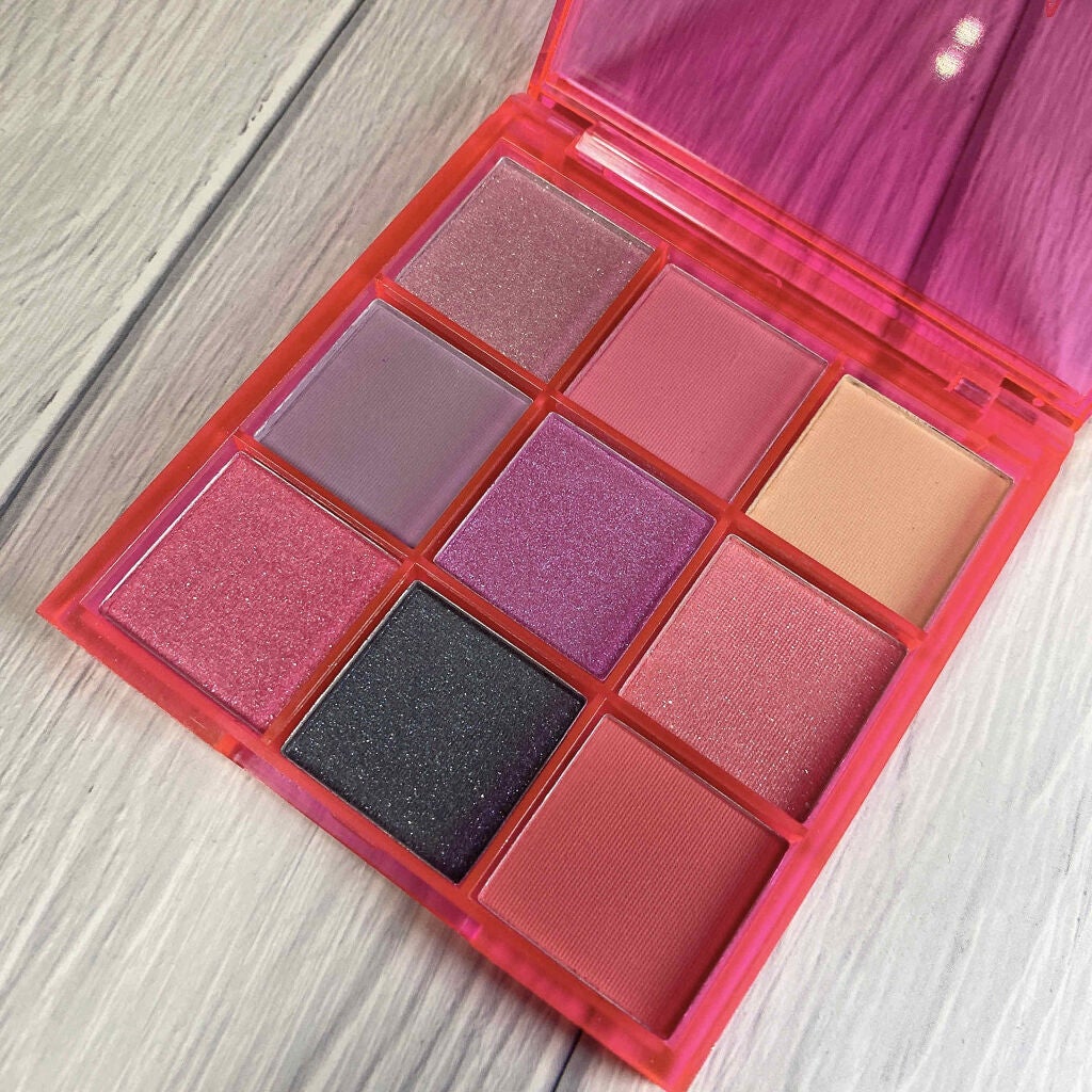 UR GLAM BLOOMING EYE COLOR PALETTE/U R GLAM/アイシャドウパレットを使ったクチコミ(4枚目)