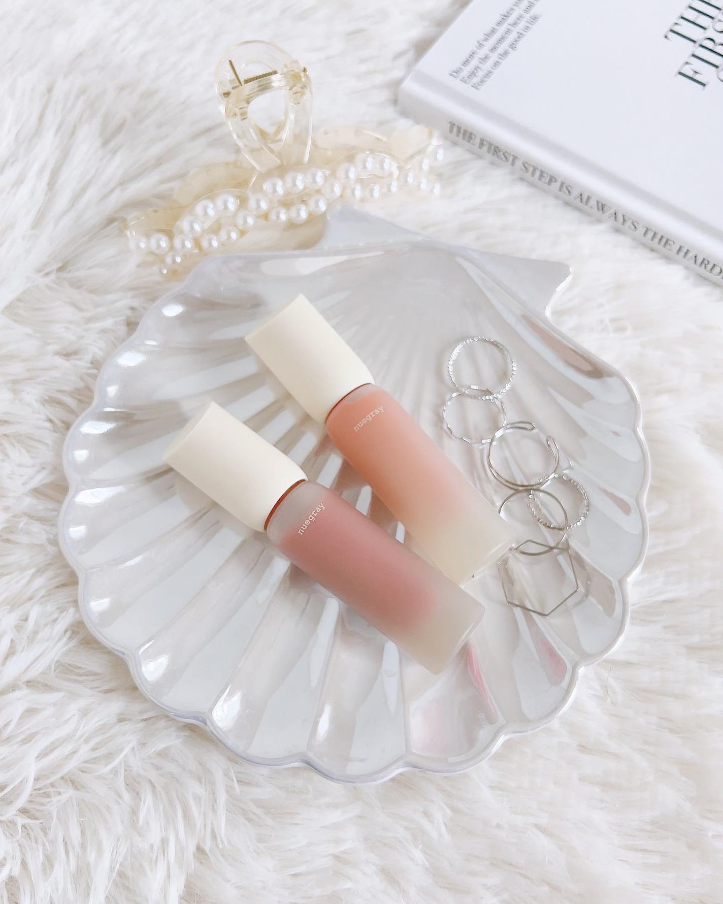 デイリームードマットリキッド/nuegray/リップグロスを使ったクチコミ(1枚目)