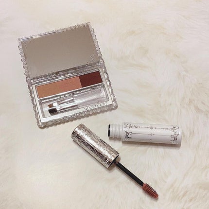 Emily on LIPS 「一時はなかなか手に入らなかったジルのアイブロウたち❇️❇️❇️..」(2枚目)