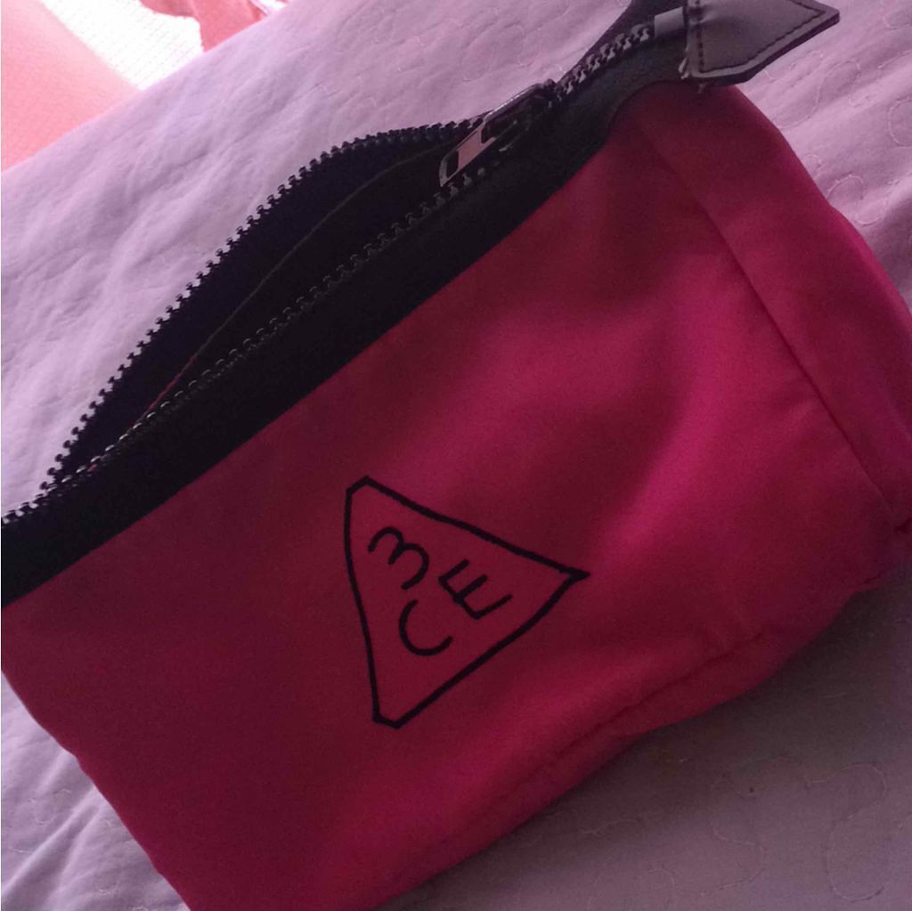 3CE ポーチ スモール/3CE/化粧ポーチを使ったクチコミ（3枚目）