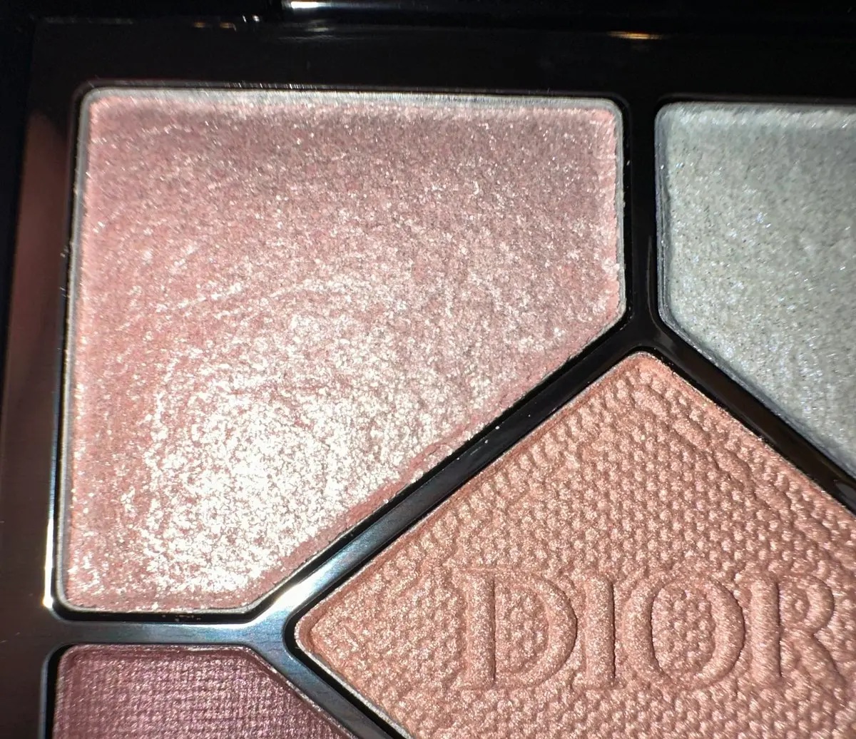 ディオールショウ サンク クルール/Dior/アイシャドウを使ったクチコミ（2枚目）