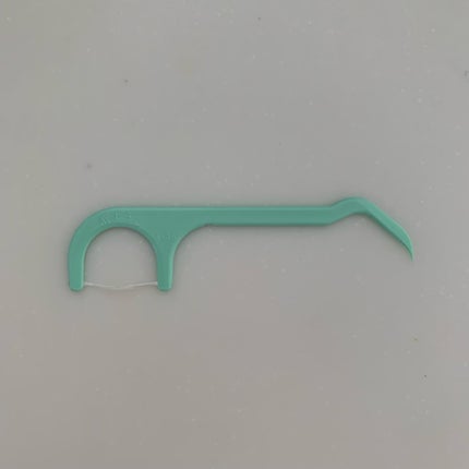 糸ようじ スルッと入るタイプ/小林製薬/デンタルフロス・歯間ブラシを使ったクチコミ(3枚目)