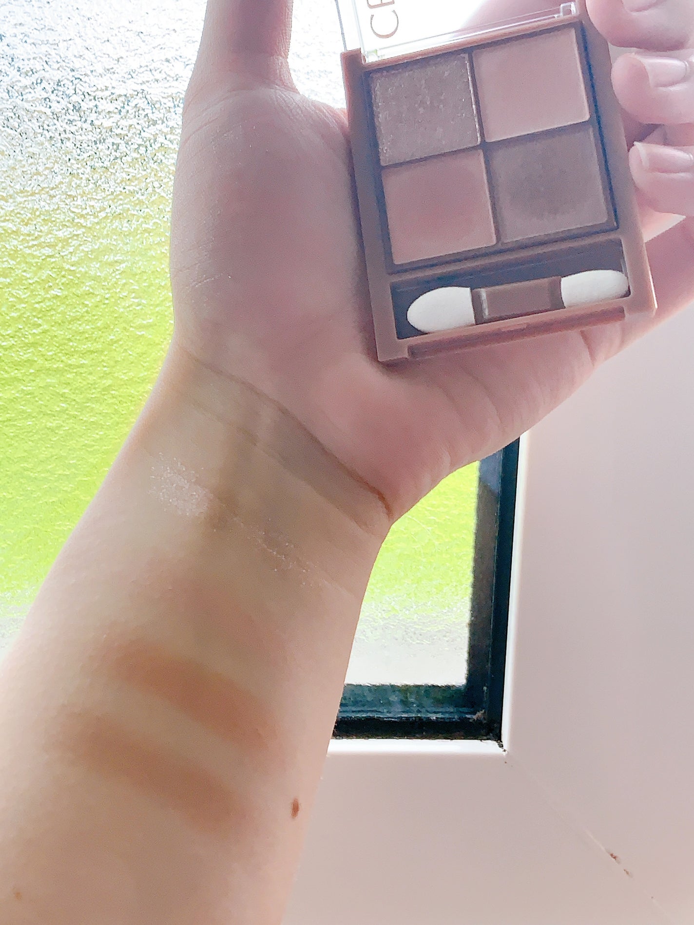 ビタートーンアイシャドウ/CEZANNE/パウダーアイシャドウを使ったクチコミ(4枚目)