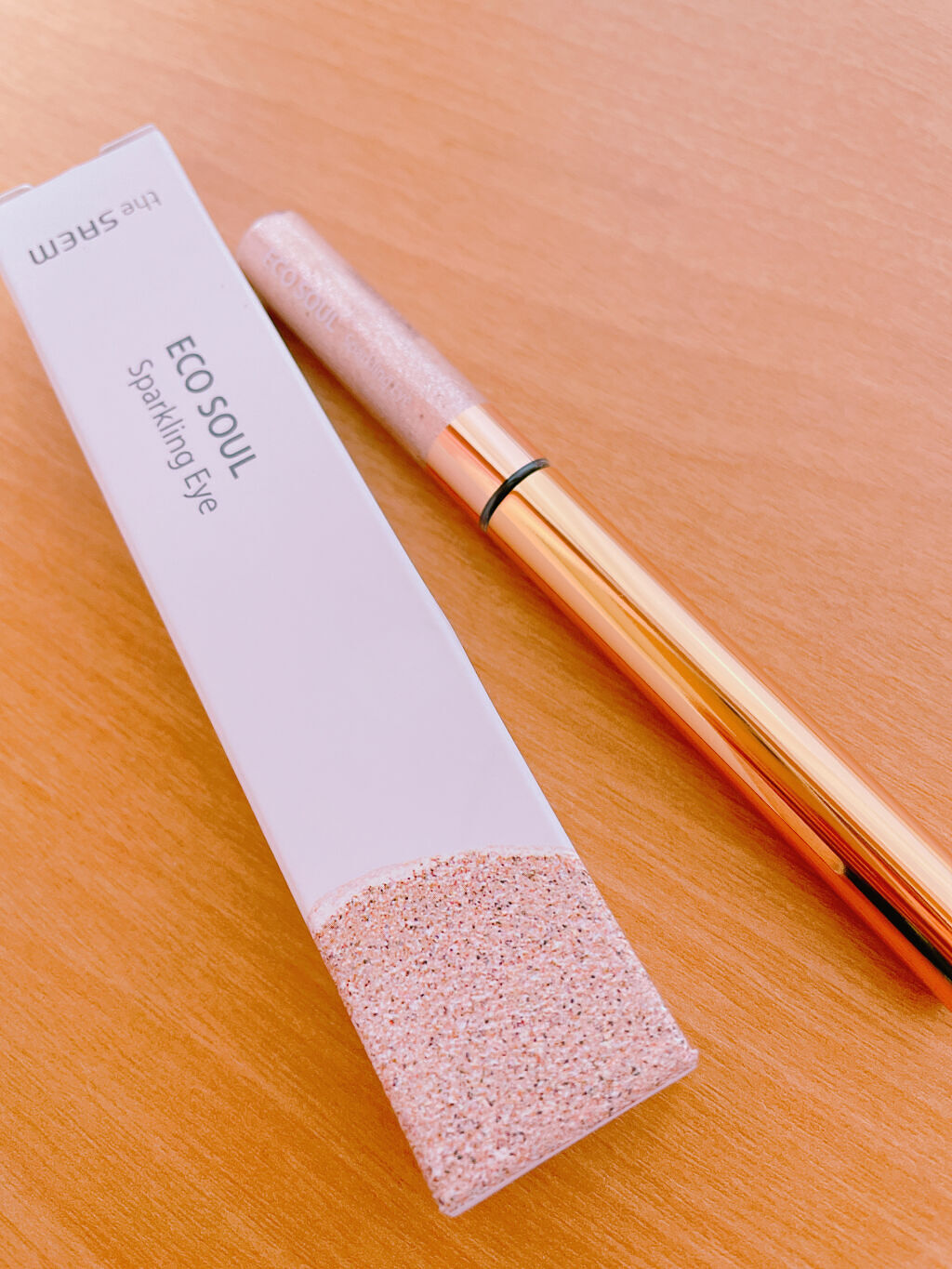 スパークリング アイシャドウ/the SAEM/リキッドアイシャドウを使ったクチコミ（1枚目）