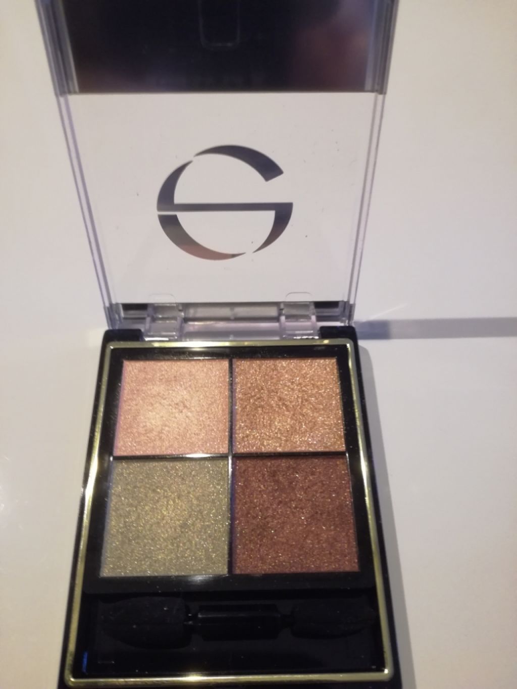 リアルクローズシャドウ/excel/アイシャドウパレットを使ったクチコミ（2枚目）