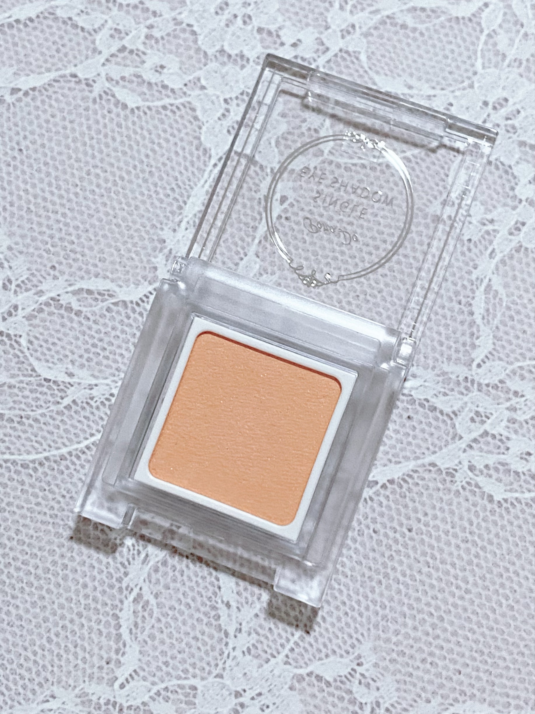 パラドゥ シングルアイシャドウ	 YE01 イエロー/パラドゥ/単色アイシャドウを使ったクチコミ（3枚目）