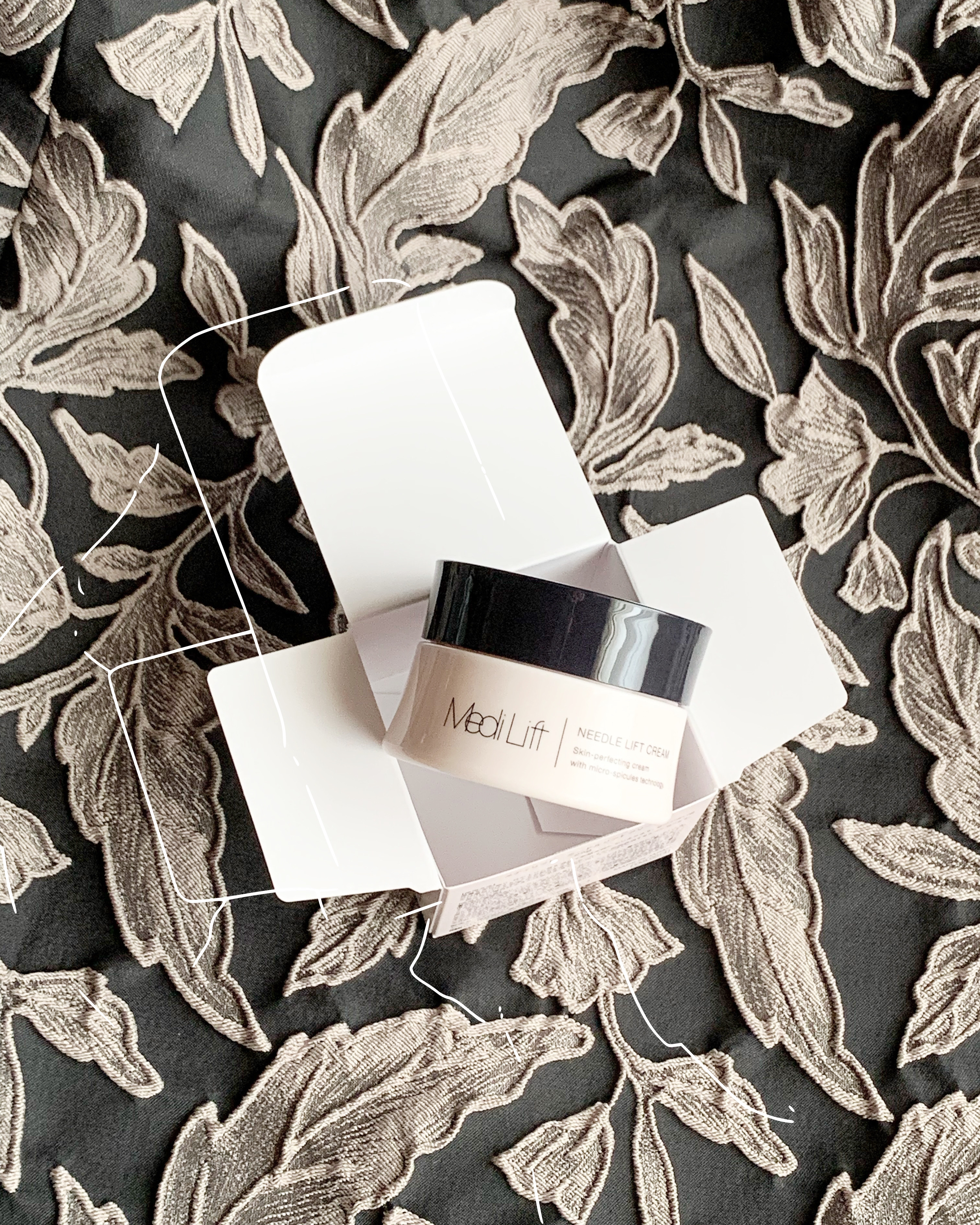 メディリフト ニードルリフトクリーム/YA-MAN TOKYO JAPAN/フェイスクリームを使ったクチコミ（2枚目）