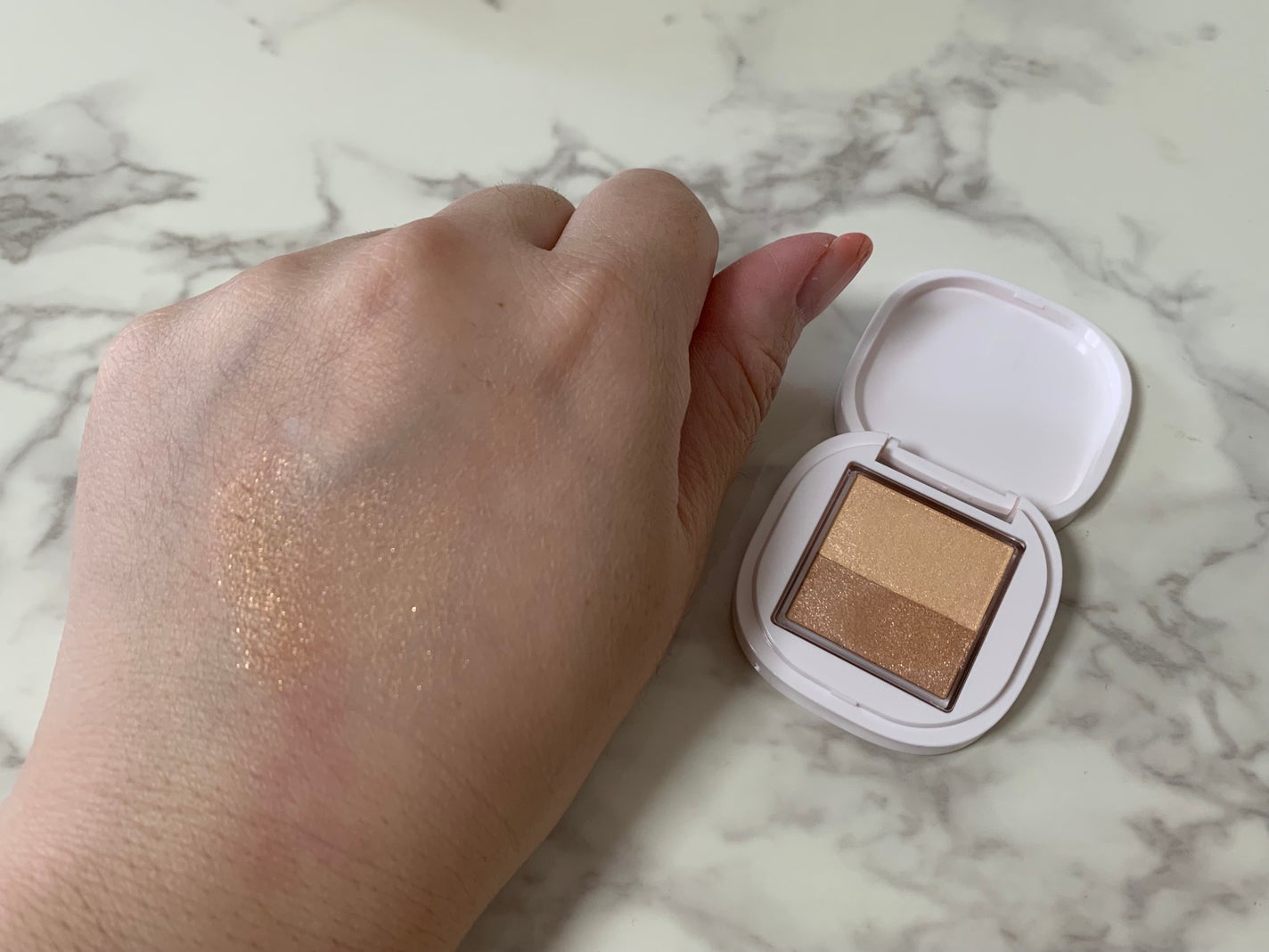 アイカラー/media luxe/アイシャドウパレットを使ったクチコミ(3枚目)