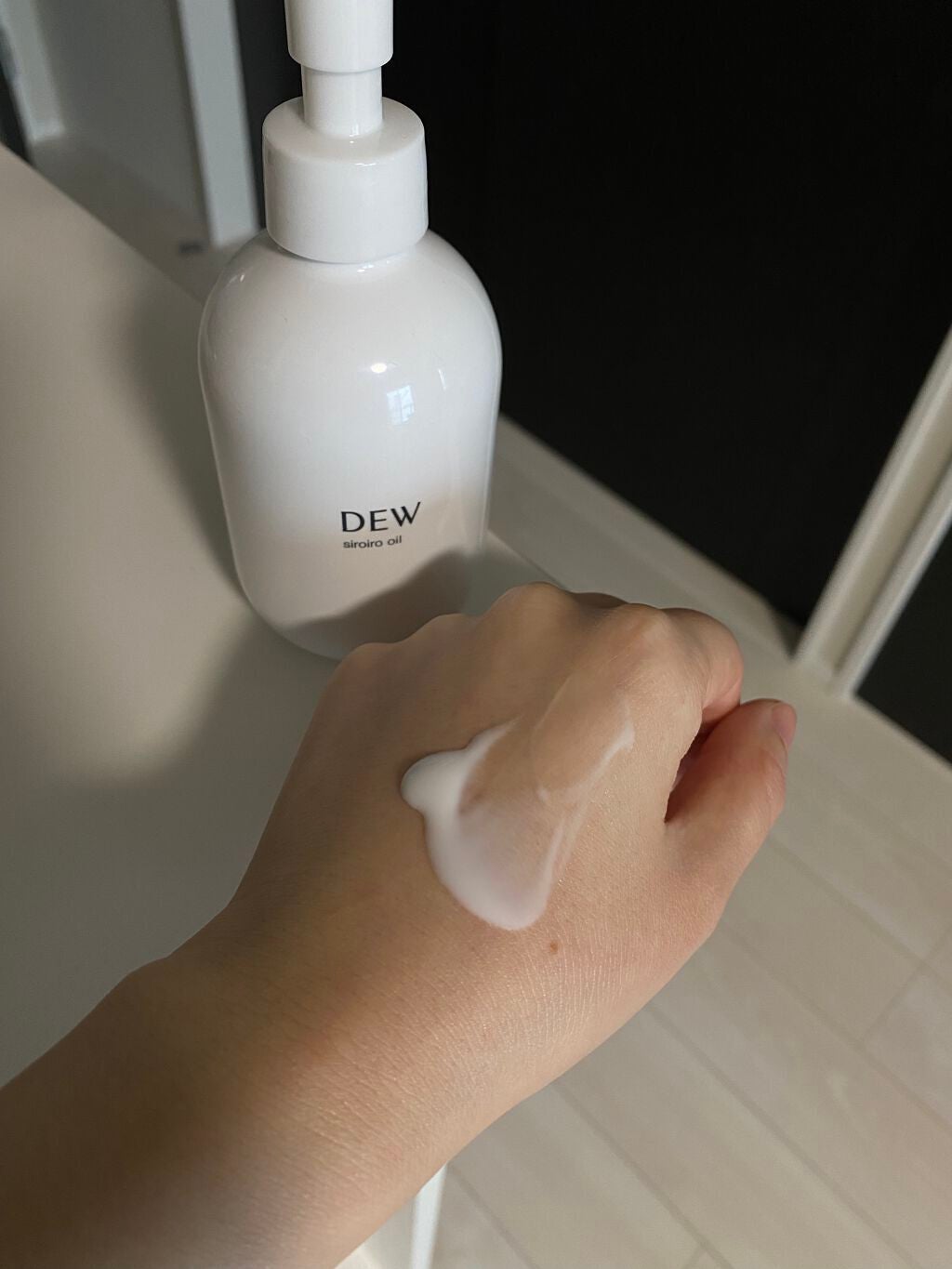白色オイル/DEW/美容液を使ったクチコミ(2枚目)