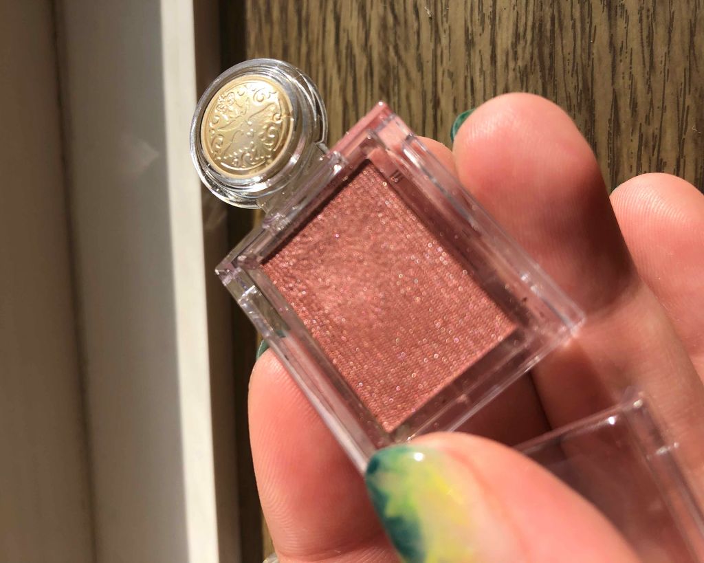 シャドーカスタマイズ/MAJOLICA MAJORCA/単色アイシャドウを使ったクチコミ（3枚目）