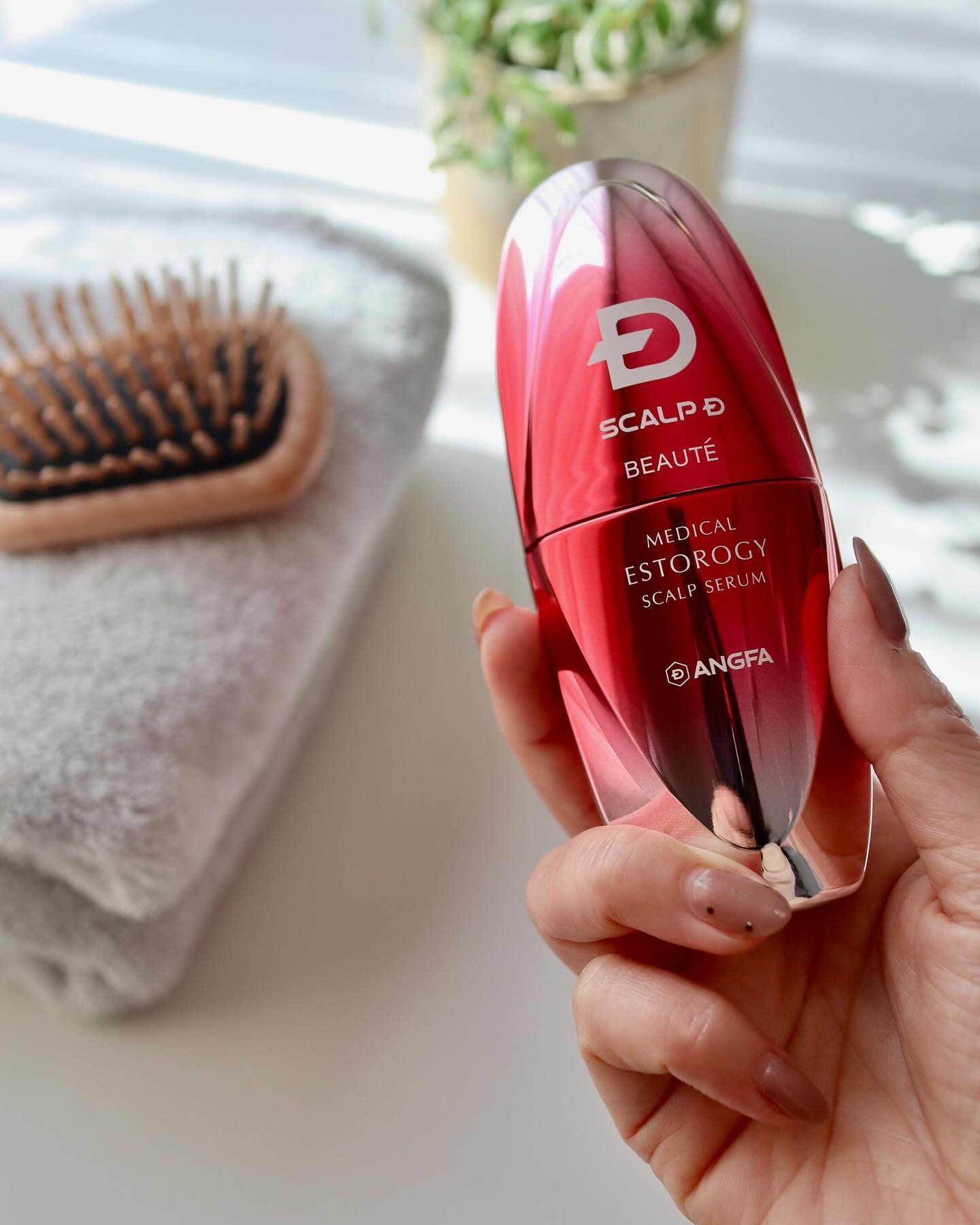 スカルプD ボーテ メディカルエストロジー スカルプセラム/アンファー(スカルプD)/頭皮ローションを使ったクチコミ（2枚目）