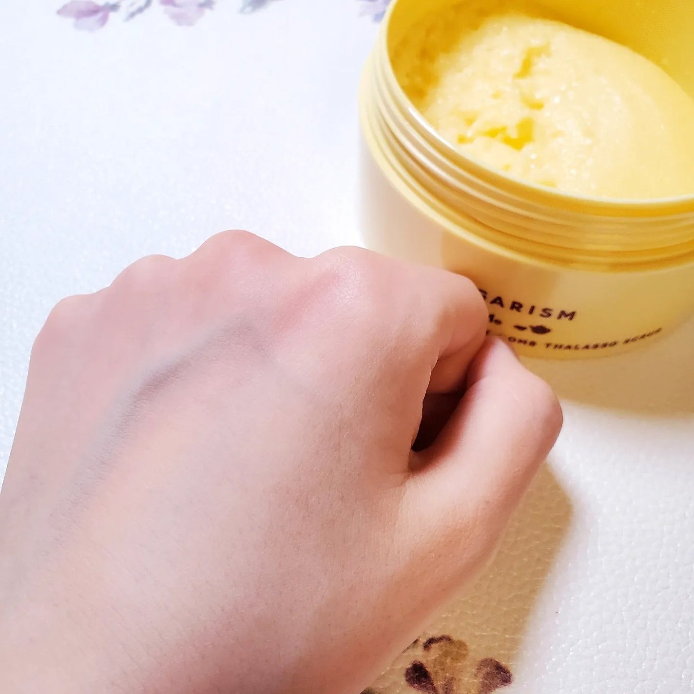 Q+Me スウィートボムタラソスクラブレモンティーの香り/AGARISM/バスト・ヒップケアを使ったクチコミ(5枚目)