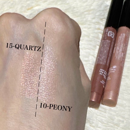 アクアレジスト スモーキーシャドウ 10. ピオニー/MAKE UP FOR EVER/スティックアイシャドウを使ったクチコミ(2枚目)