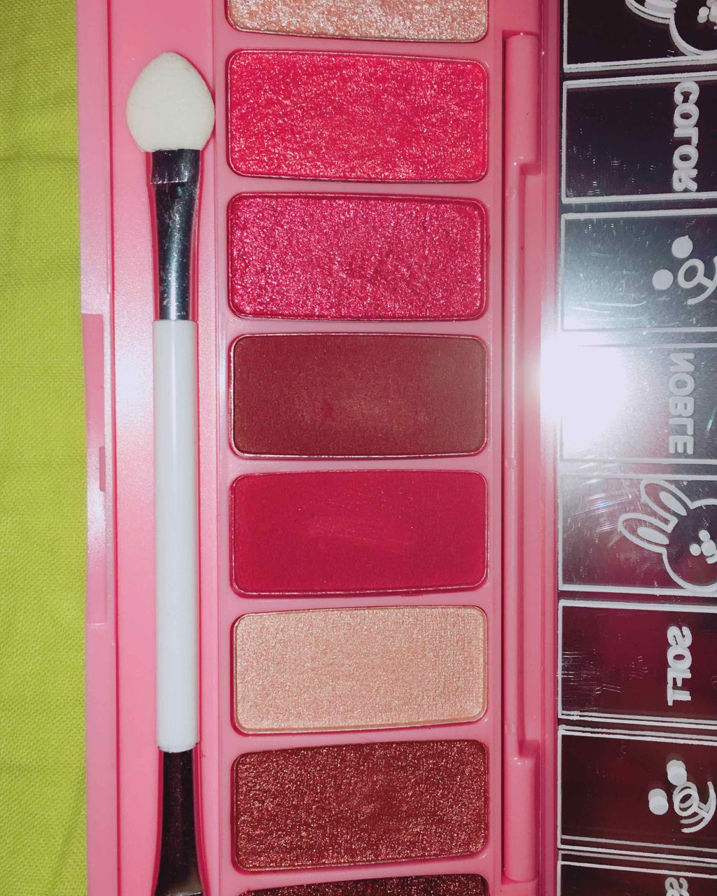 pink_cosme_cr44 on LIPS 「メルカリで買ったお気に入りのアイシャドウ..」(1枚目)