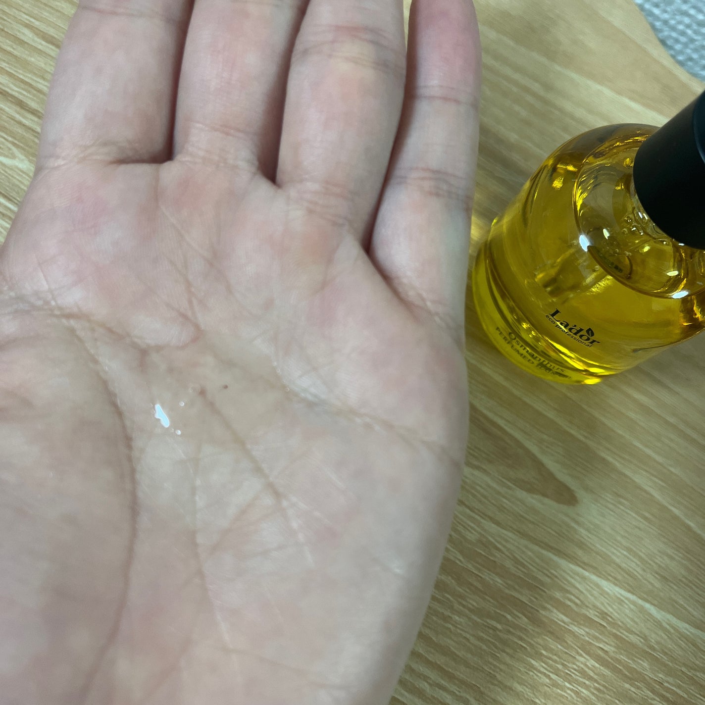 パフュームヘアオイル オスマンサス/La'dor/ヘアオイルを使ったクチコミ(3枚目)