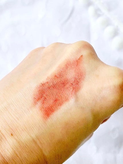 athe AUTHENTIC AIRY LIP BALM/athé/口紅を使ったクチコミ(3枚目)