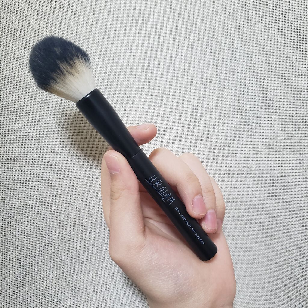 UR GLAM　FACE BRUSH/U R GLAM/メイクブラシを使ったクチコミ（2枚目）