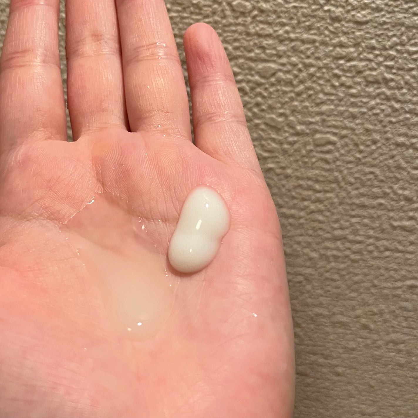 極潤 薬用ハリ乳液【医薬部外品】/肌ラボ/乳液を使ったクチコミ(4枚目)