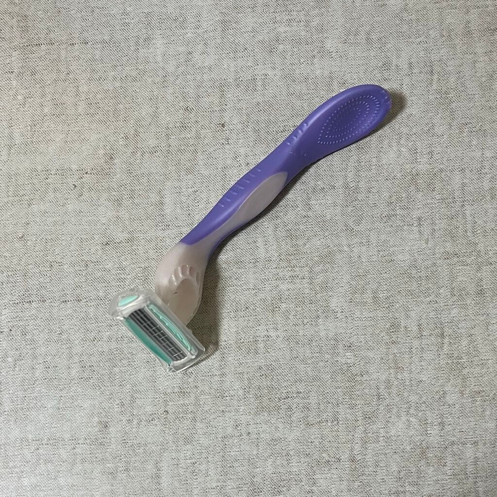 クアトロライト 敏感肌用 (2本入)/シック/シェーバーを使ったクチコミ(3枚目)