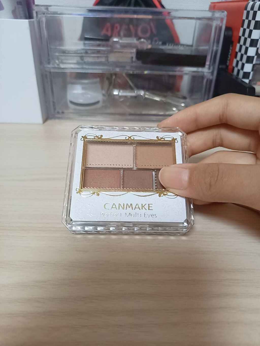 なまこちゃん on LIPS 「使うor使う選択肢は、一択!!スクールメイクで使うべき物😚みな..」(3枚目)