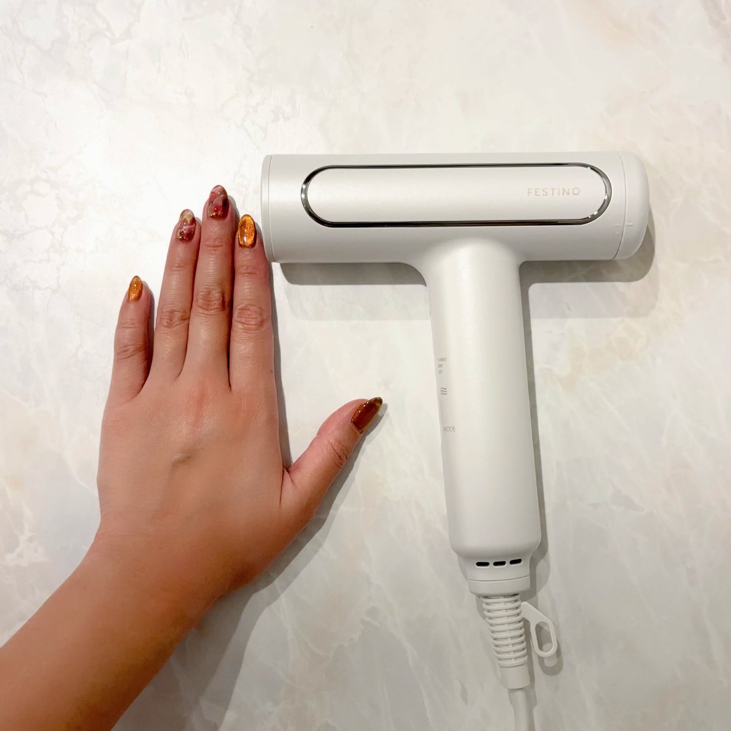 ツヤモイストドライヤー/FESTINO/ドライヤーを使ったクチコミ(4枚目)