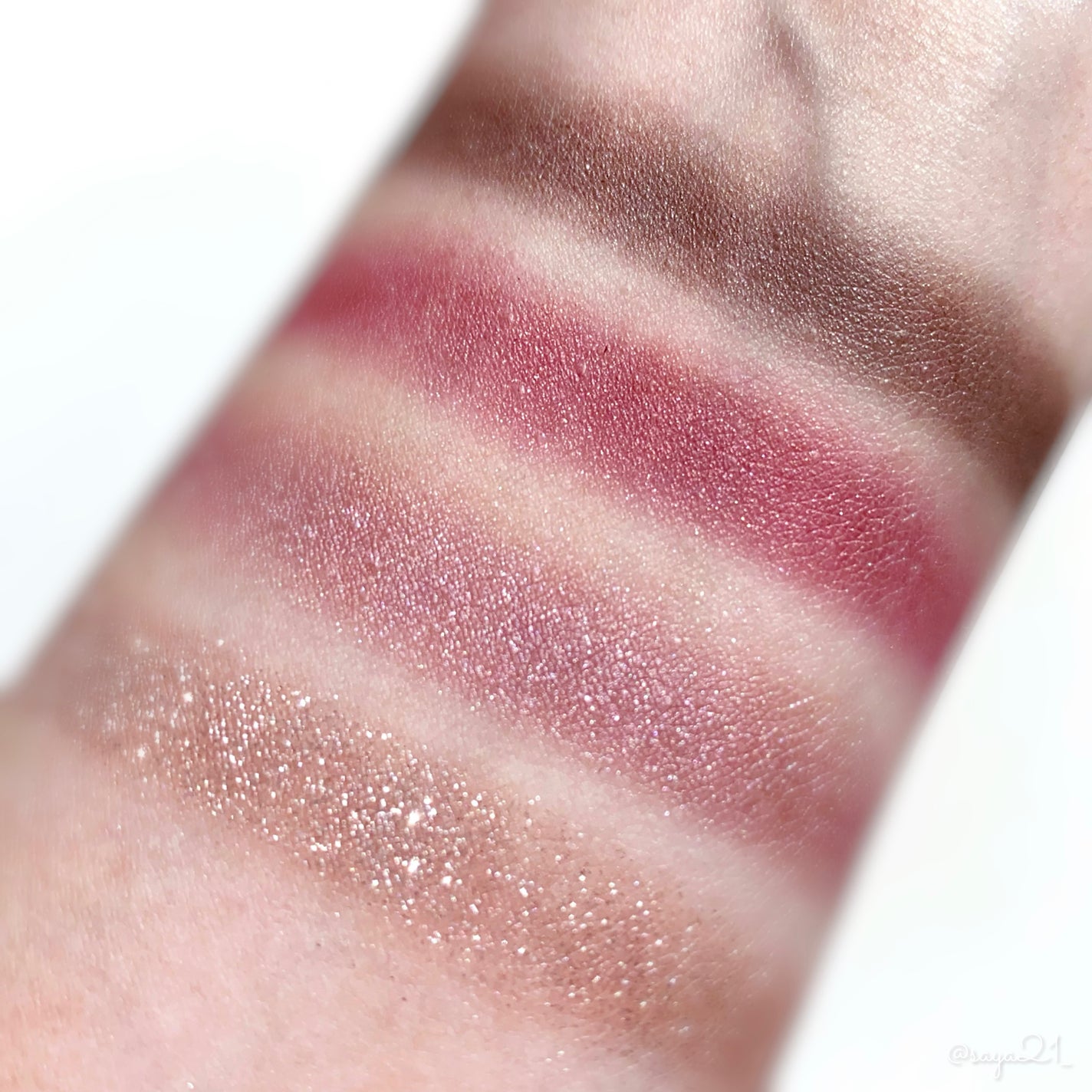 フェイスカラーパレット/チャコット・コスメティクス/アイシャドウパレットを使ったクチコミ(4枚目)