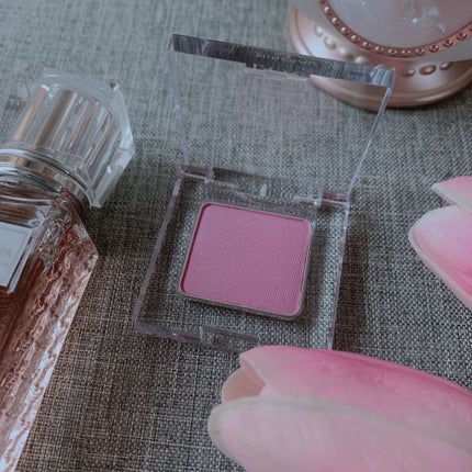 ミネラルマルチパウダー ミモザオレンジ/エトヴォス/単色アイシャドウを使ったクチコミ(3枚目)