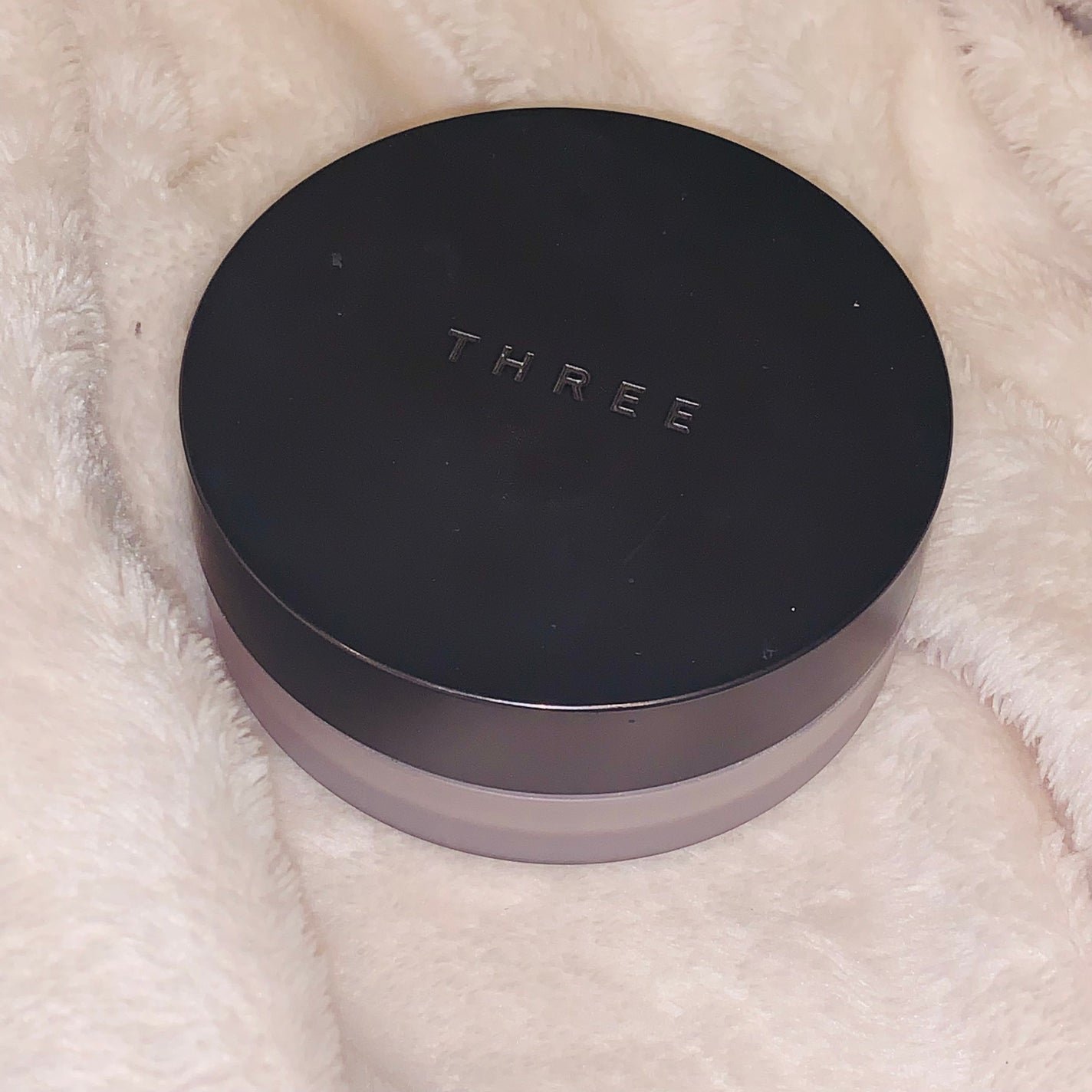 アドバンスドエシリアルスムースオペレーター ルースパウダー/THREE/ルースパウダーを使ったクチコミ(10枚目)