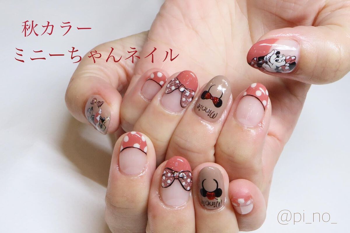 shino on LIPS 「大人ミニーちゃんネイル!くすみカラーを使って少し落ち着いたミニ..」(1枚目)