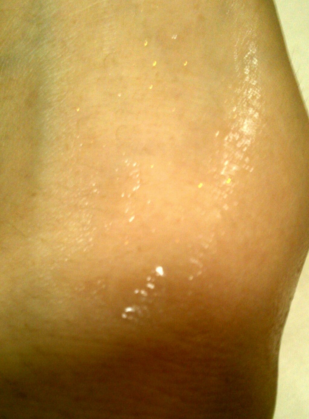 ラディアント タッチ ブラープライマー/YVES SAINT LAURENT BEAUTE/化粧下地を使ったクチコミ(3枚目)