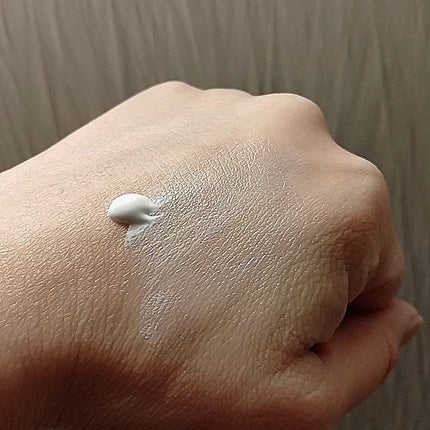 スムースフィット マルチシールド/cresc. by ASTALIFT/化粧下地を使ったクチコミ(4枚目)