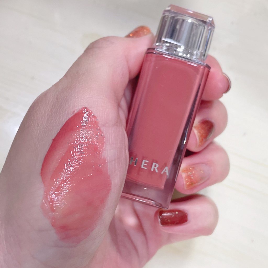 センシュアル フィッティング グロウ ティント/HERA/リップティントを使ったクチコミ（3枚目）