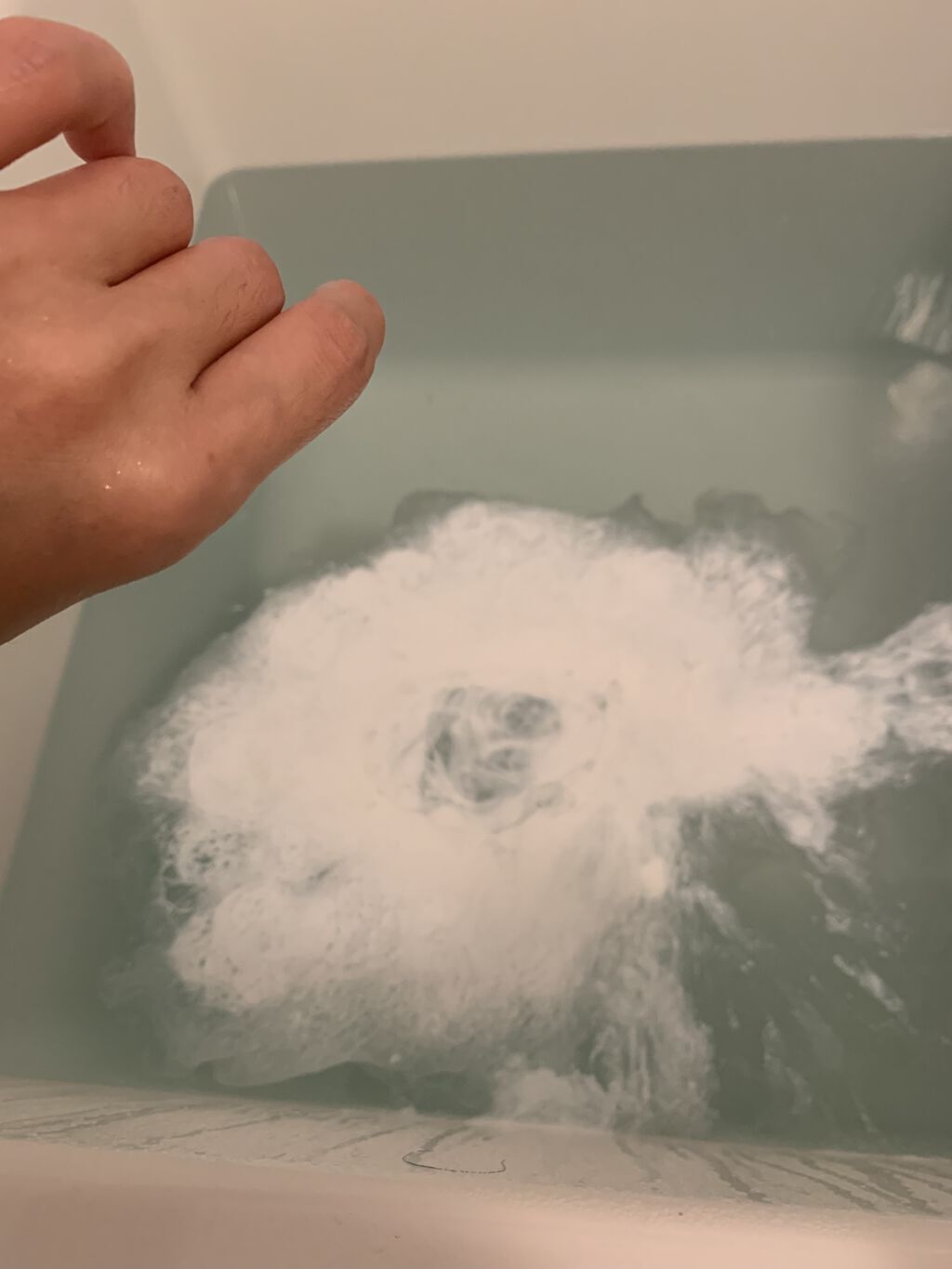 アロマバスエッセンス カレンデュラとカモミール/ナチュラルアイランド/保湿系入浴剤を使ったクチコミ（3枚目）