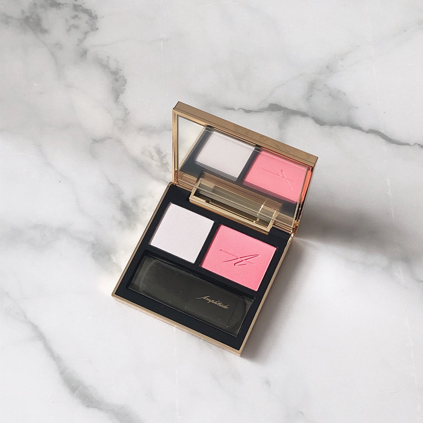 コンスピキュアス マットチークス/Amplitude/パウダーチークを使ったクチコミ(2枚目)