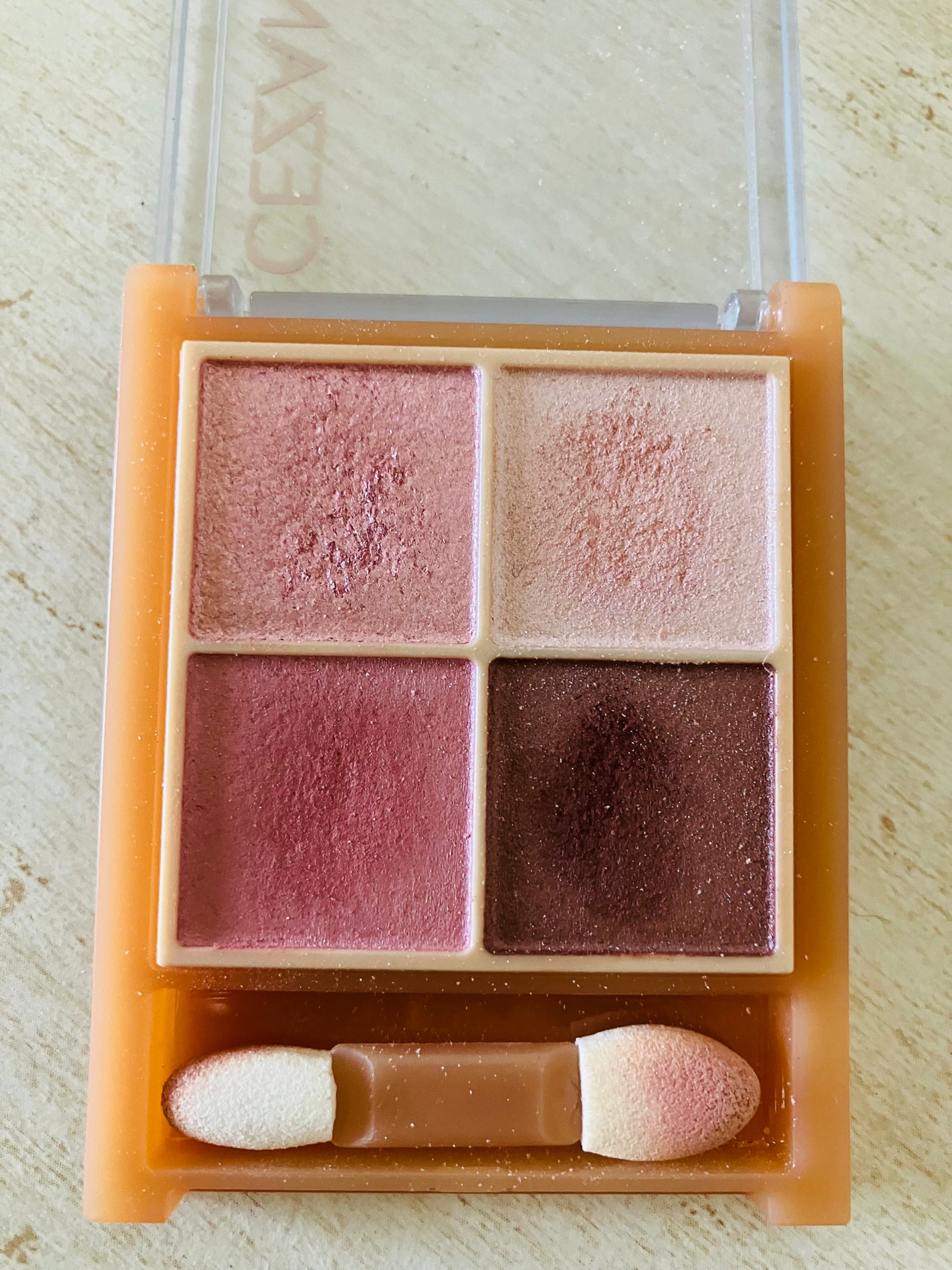 ベージュトーンアイシャドウ/CEZANNE/アイシャドウパレットを使ったクチコミ(1枚目)