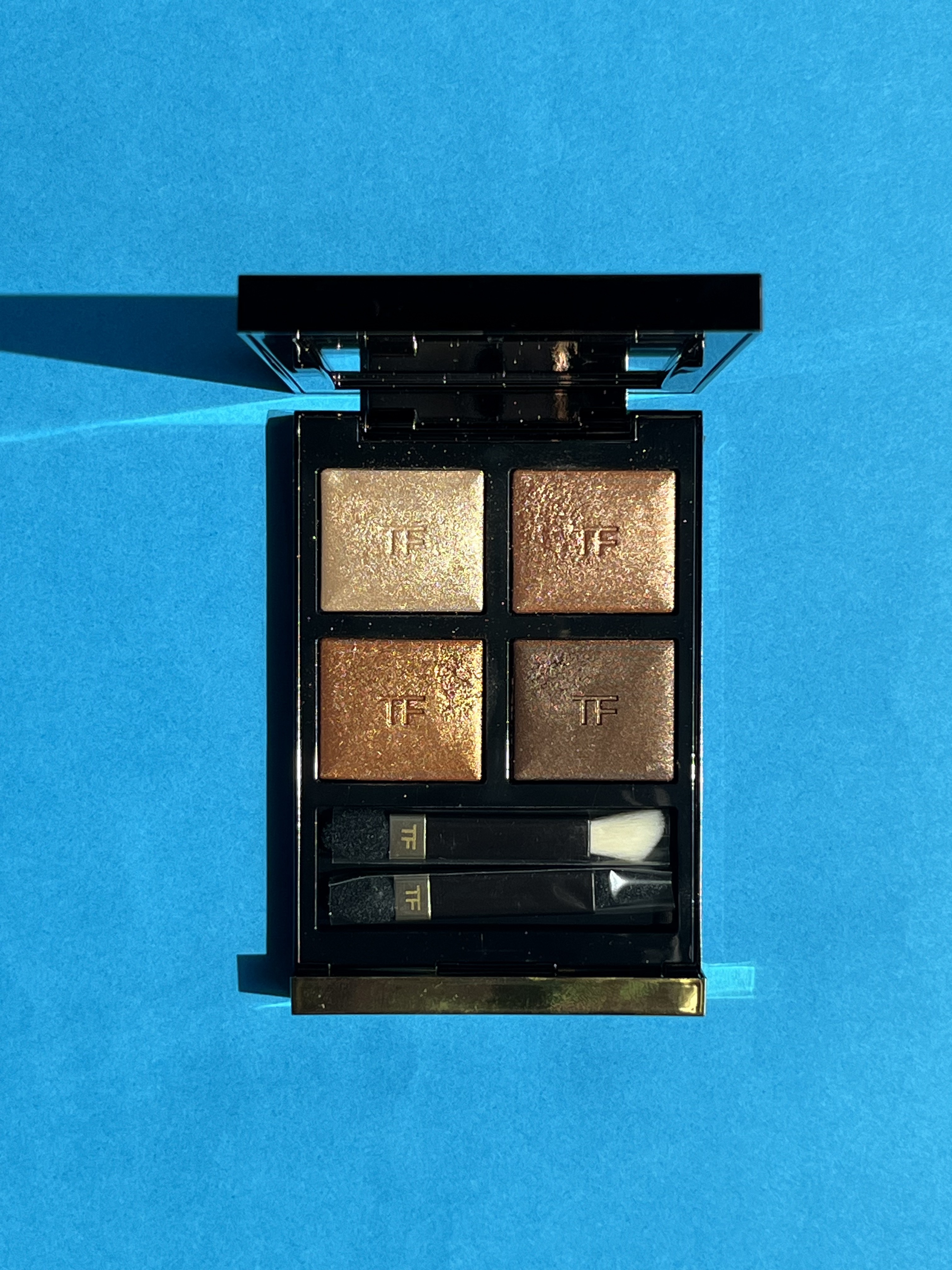 アイ カラー クォード 04A サスピション/TOM FORD BEAUTY/アイシャドウパレットを使ったクチコミ（3枚目）