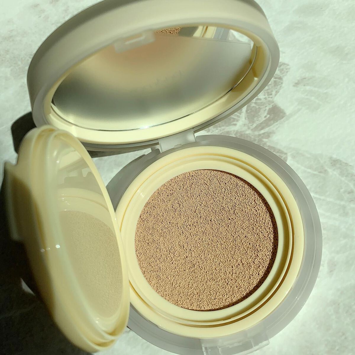 ヌーゼロクッション/rom&nd/クッションファンデーションを使ったクチコミ(4枚目)