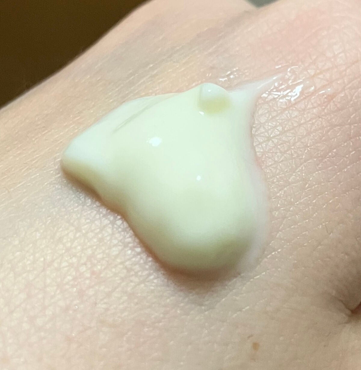 キウイシードオイル アイクリーム /Antipodes/アイケア・アイクリームを使ったクチコミ(3枚目)