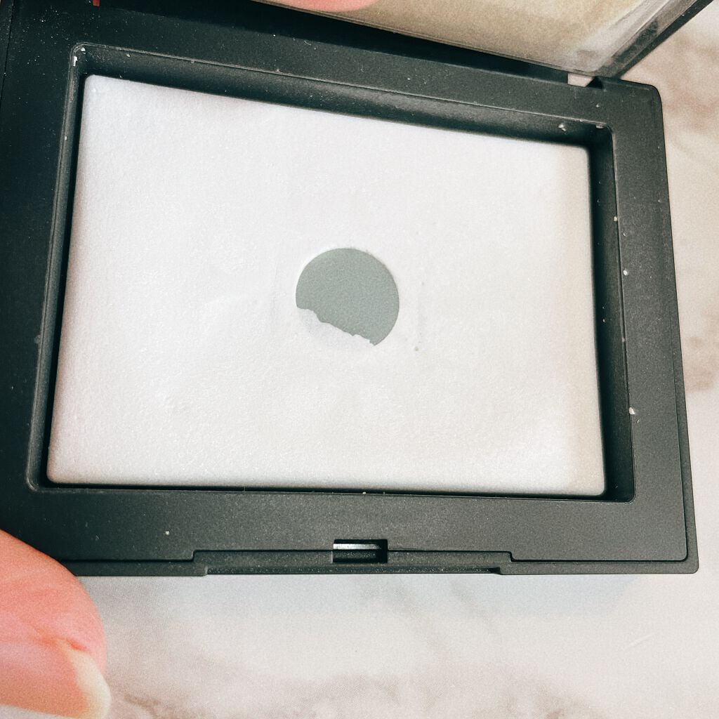 ライトリフレクティングセッティングパウダー プレスト N/NARS/プレストパウダーを使ったクチコミ(3枚目)