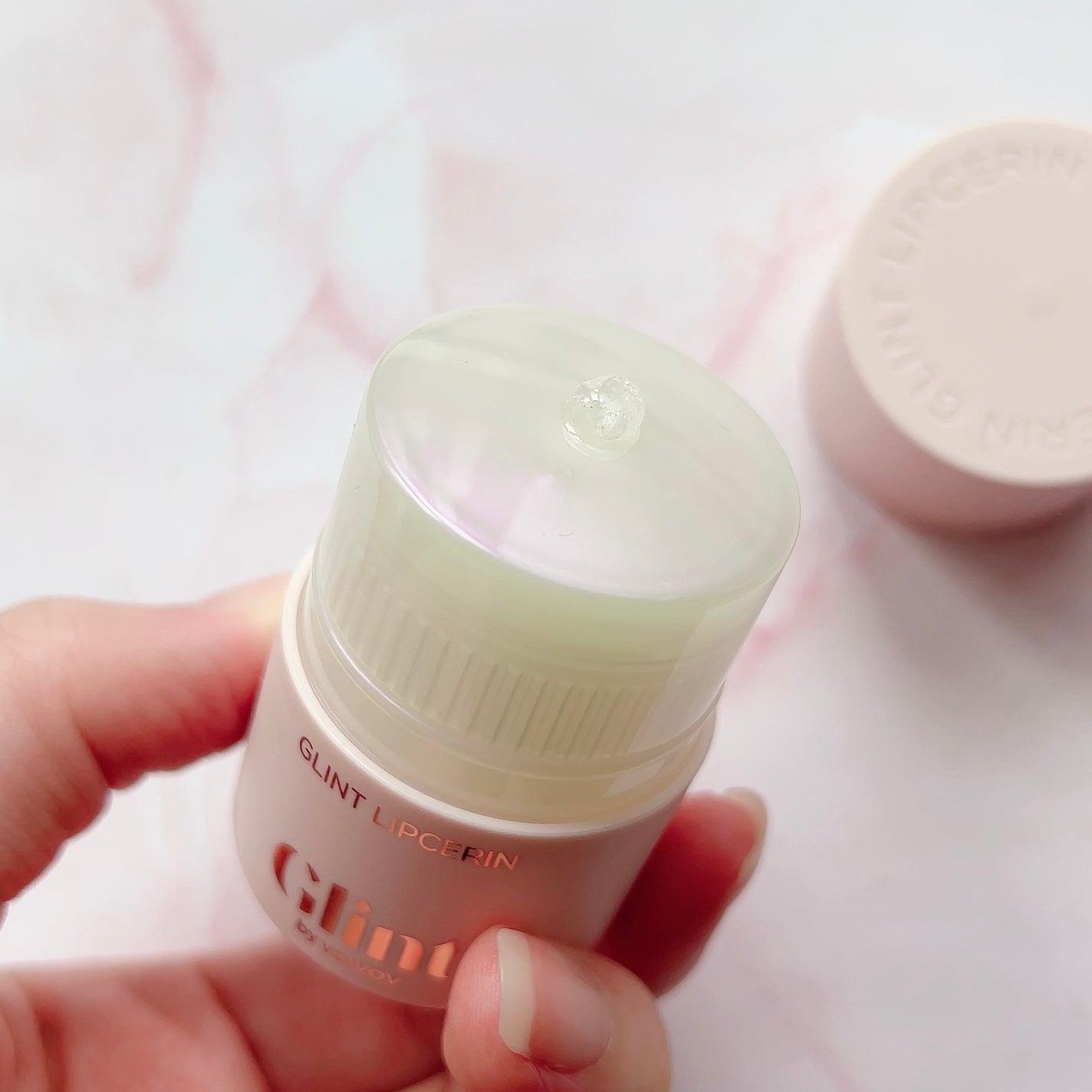 リップセリン/Glint/リップグロスを使ったクチコミ(3枚目)